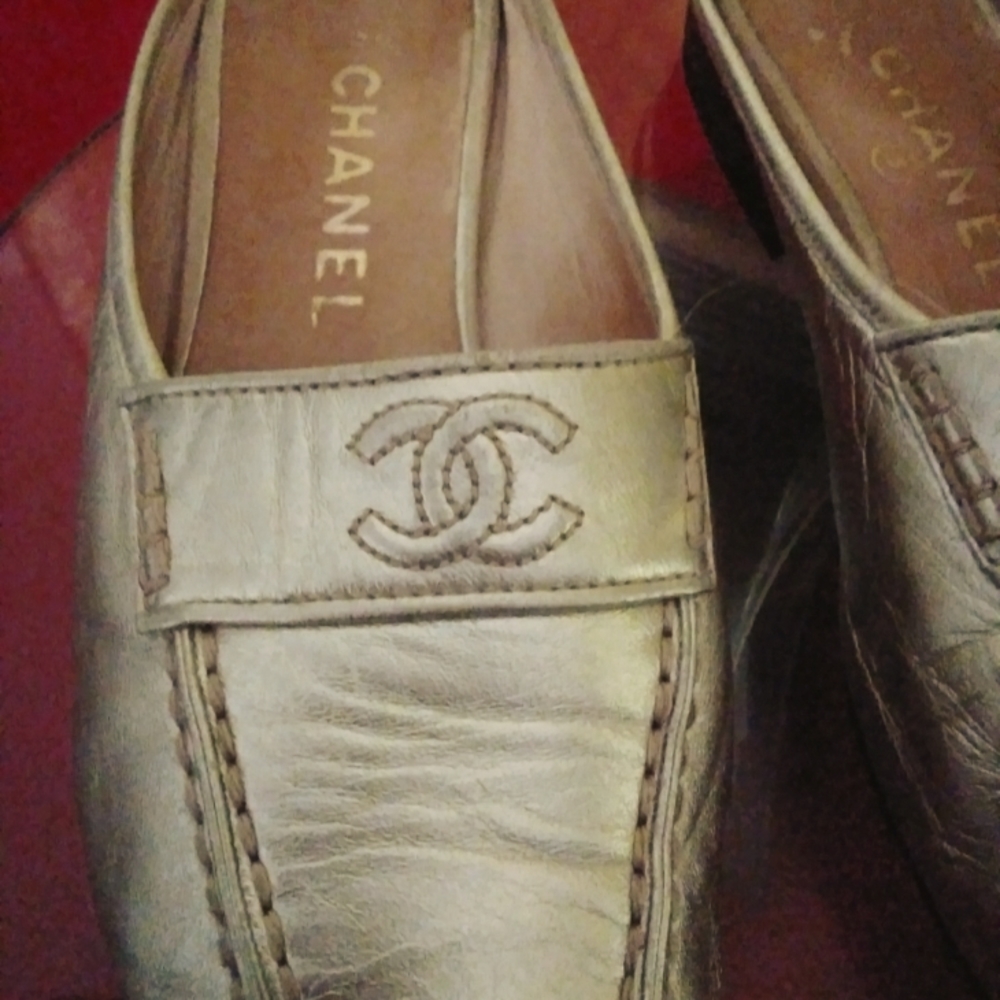 Chanel mocassins